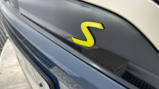 MINI Aceman 160kW SE Classic 54kWh 5dr Auto Electric Hatchback